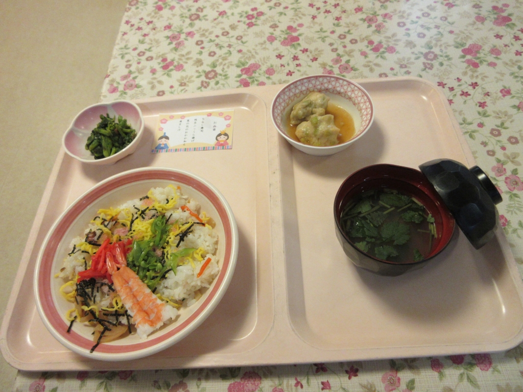 春の良き日にひな祭り開催